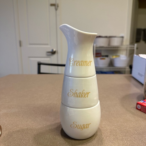 Avon White stackable, 3 piece set - Picture 1 of 3